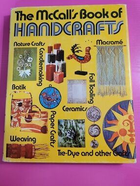Vintage 1972 The McCall's Book of Handcrafts (0773)